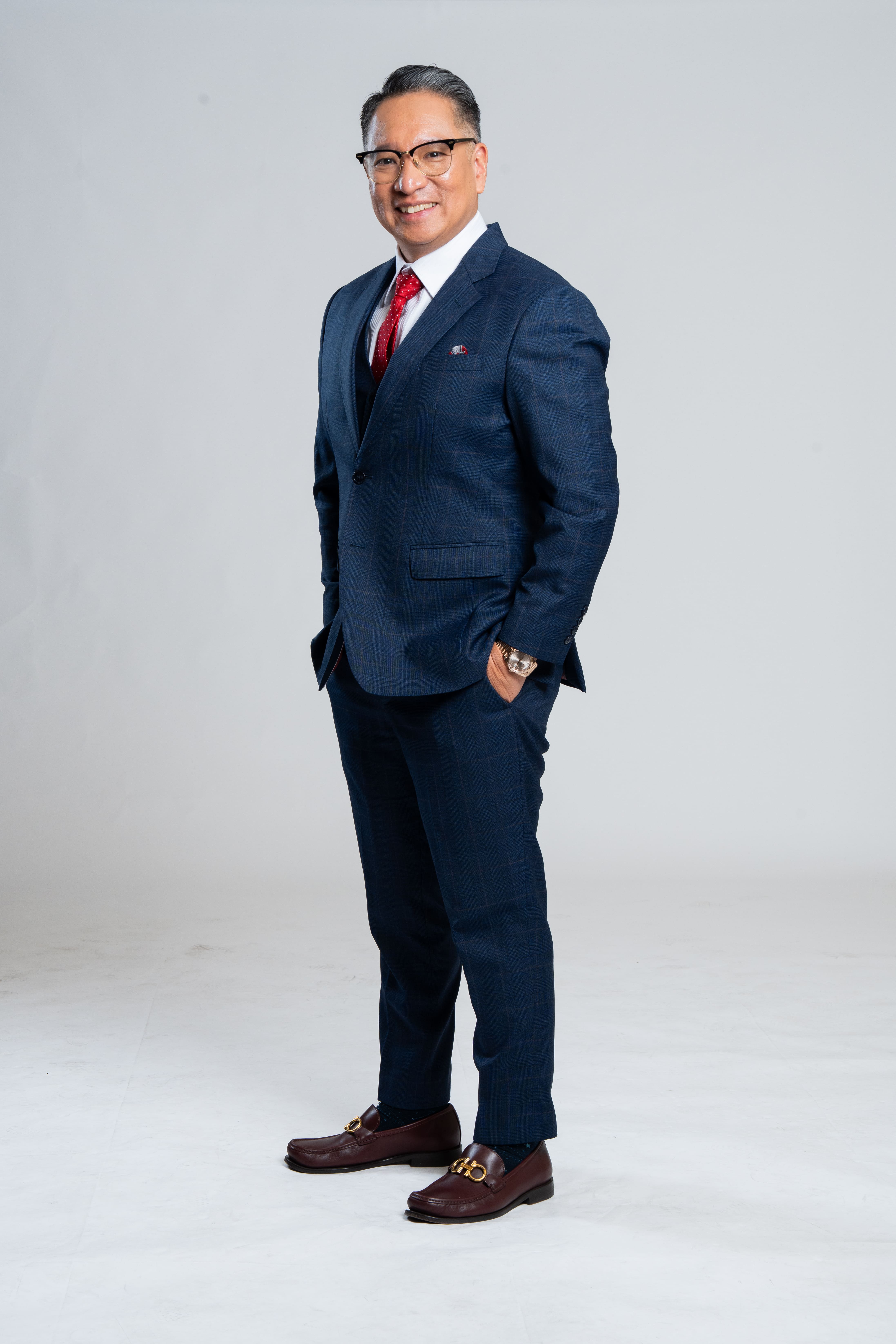 Robinsons Land SVP and GM of Robinsons Offices, Mr. Jericho Go.