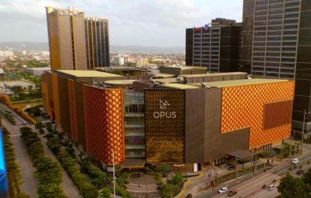 Opus Mall Facade